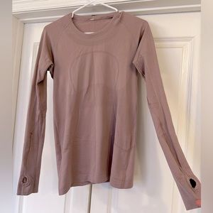 mauve women’s Lululemon Run Swiftly Tech Longsleeve size 8